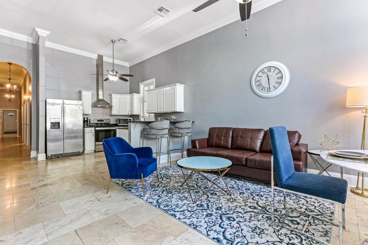 Hosteeva Modern Condo Near Magazine St & Close To Fq Ню Орлиънс Екстериор снимка