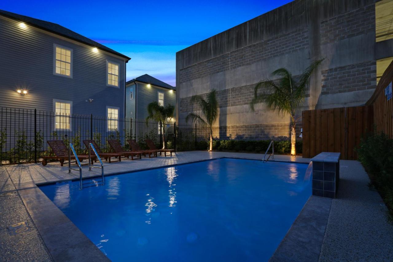 Hosteeva Modern Condo Near Magazine St & Close To Fq Ню Орлиънс Екстериор снимка