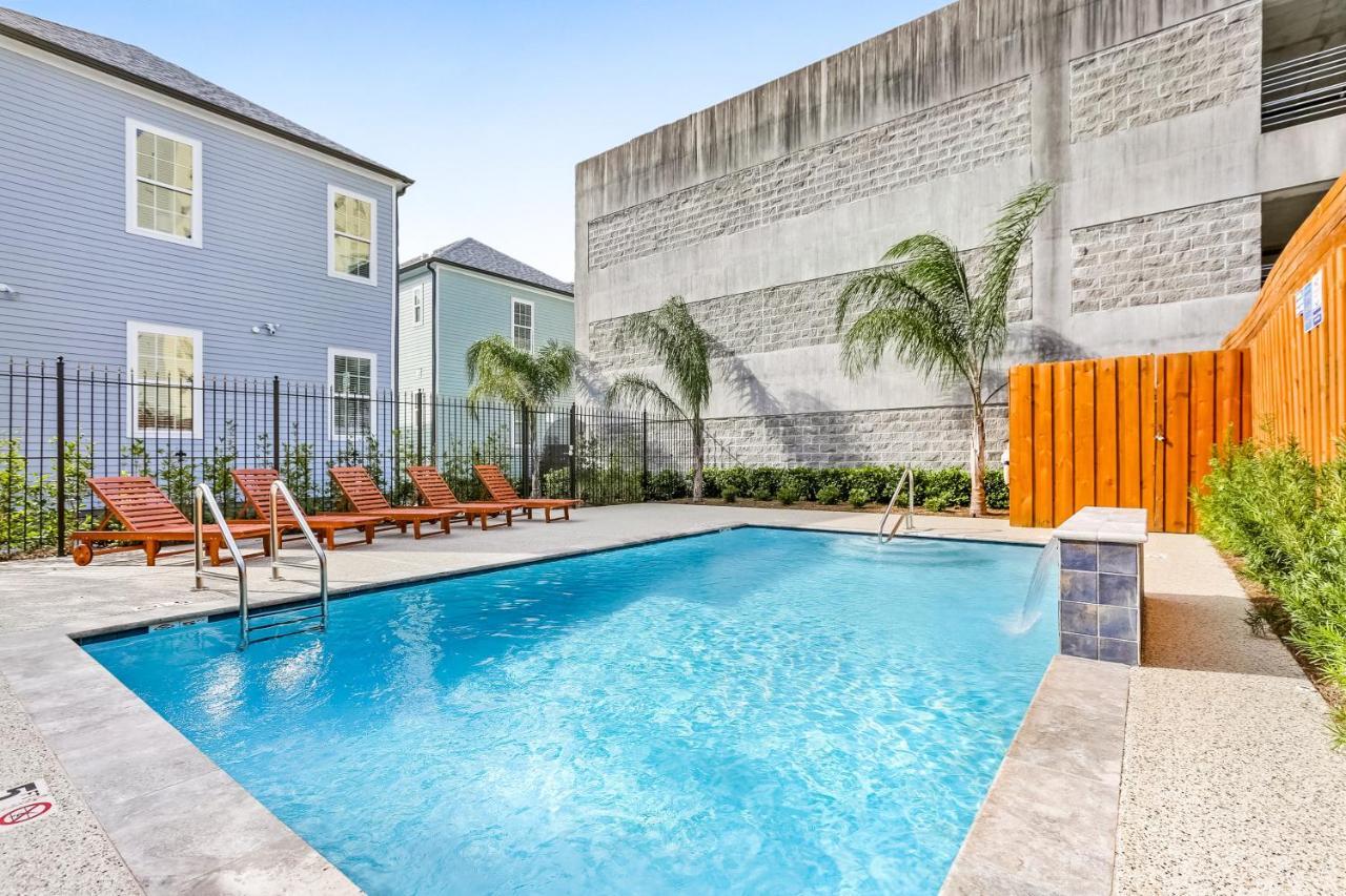 Hosteeva Modern Condo Near Magazine St & Close To Fq Ню Орлиънс Екстериор снимка