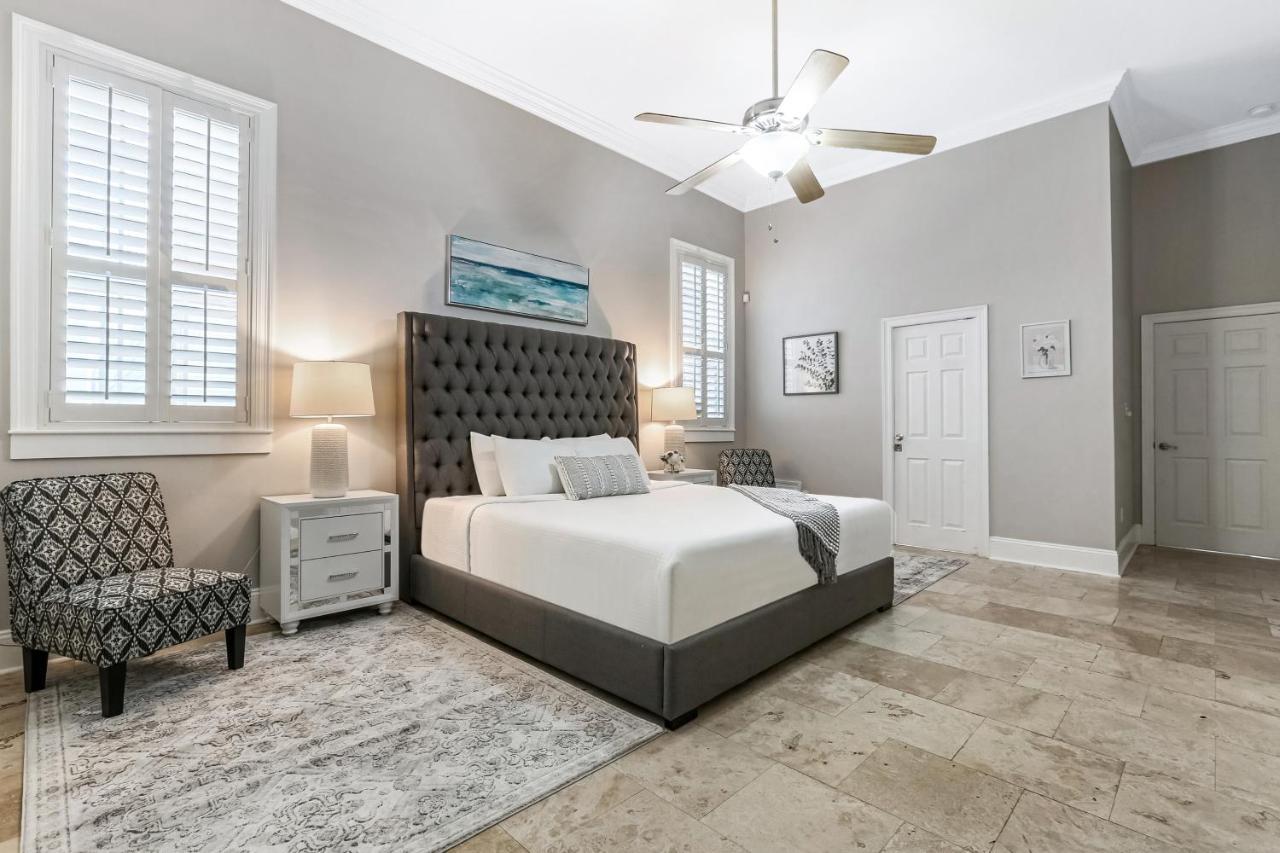 Hosteeva Modern Condo Near Magazine St & Close To Fq Ню Орлиънс Екстериор снимка